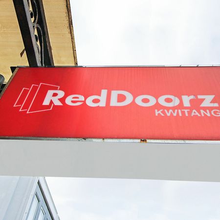 Reddoorz @ Kwitang Hotel Джакарта Екстериор снимка