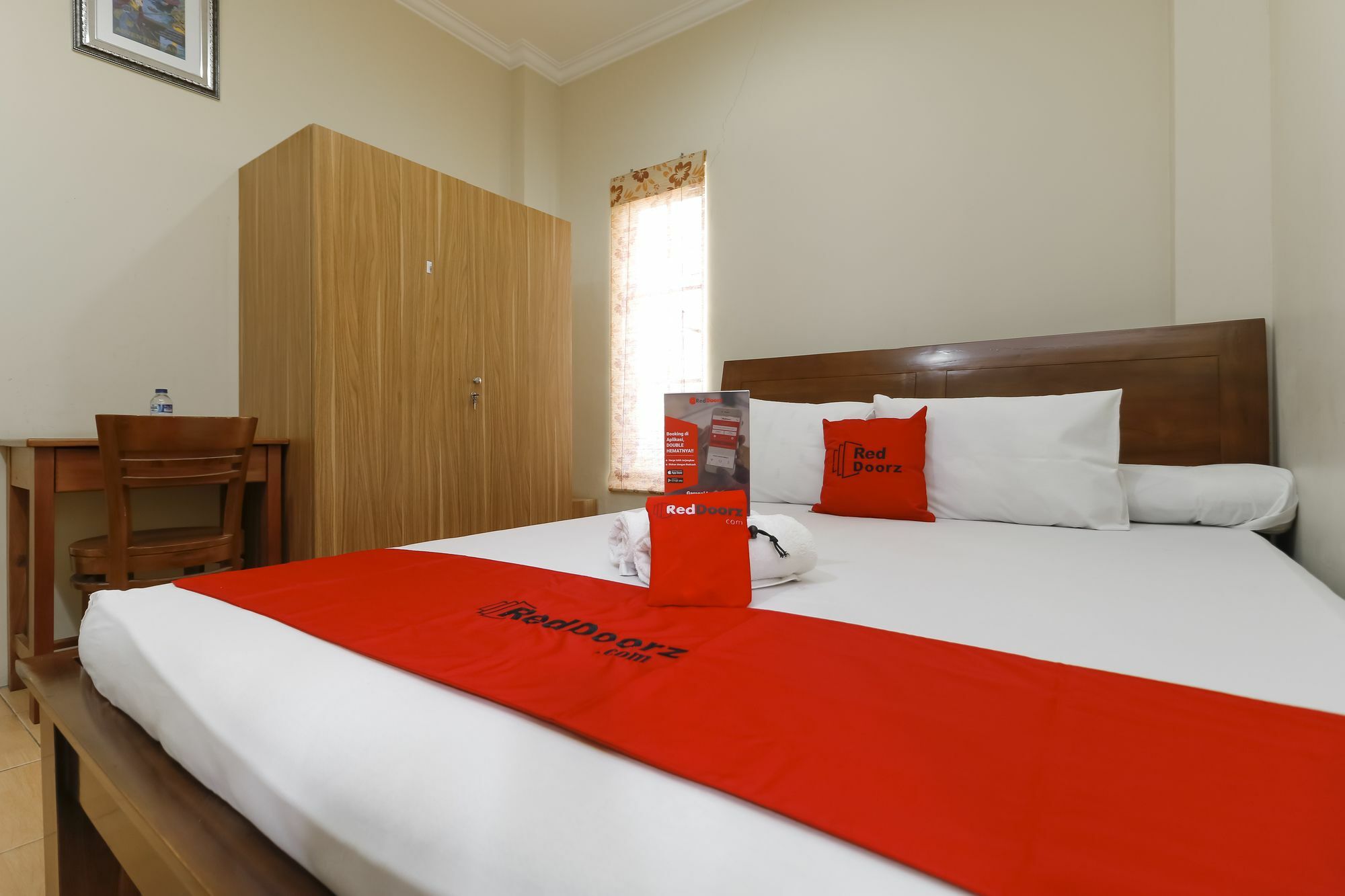 Reddoorz @ Kwitang Hotel Джакарта Екстериор снимка